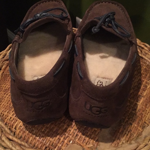 Uggs - Picture 3 of 4